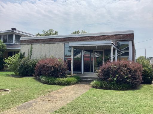 1050 Forrest Ave - Office Space, Gadsden, AL 35901