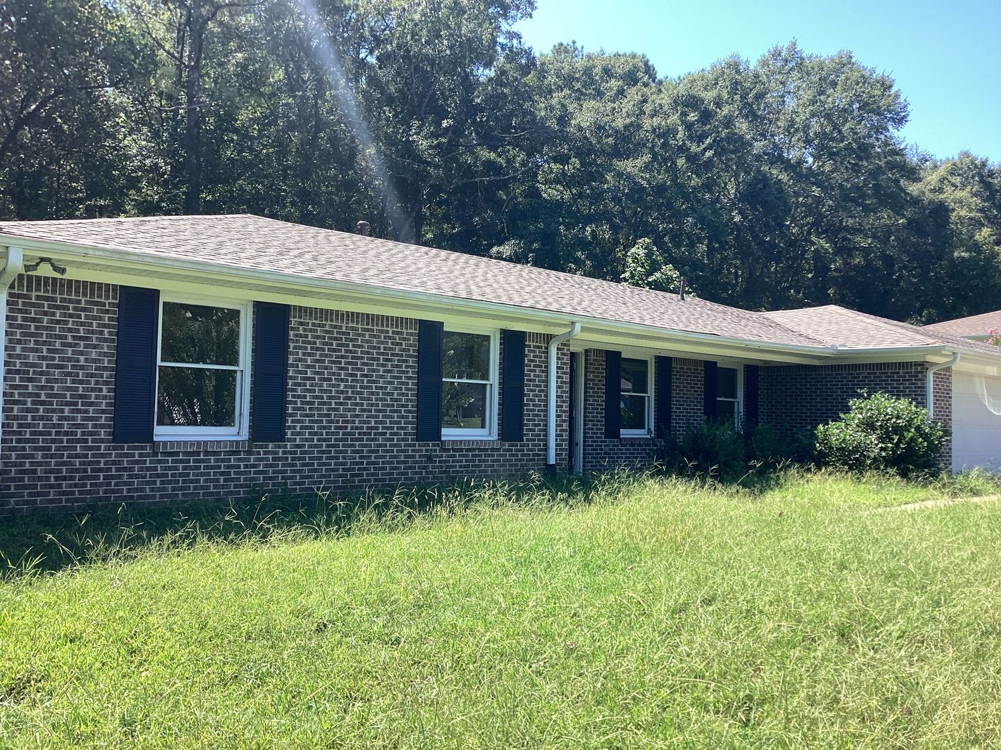 Southside House: 3121 Hawthorn Circle