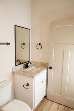 Listing photo thumbnail