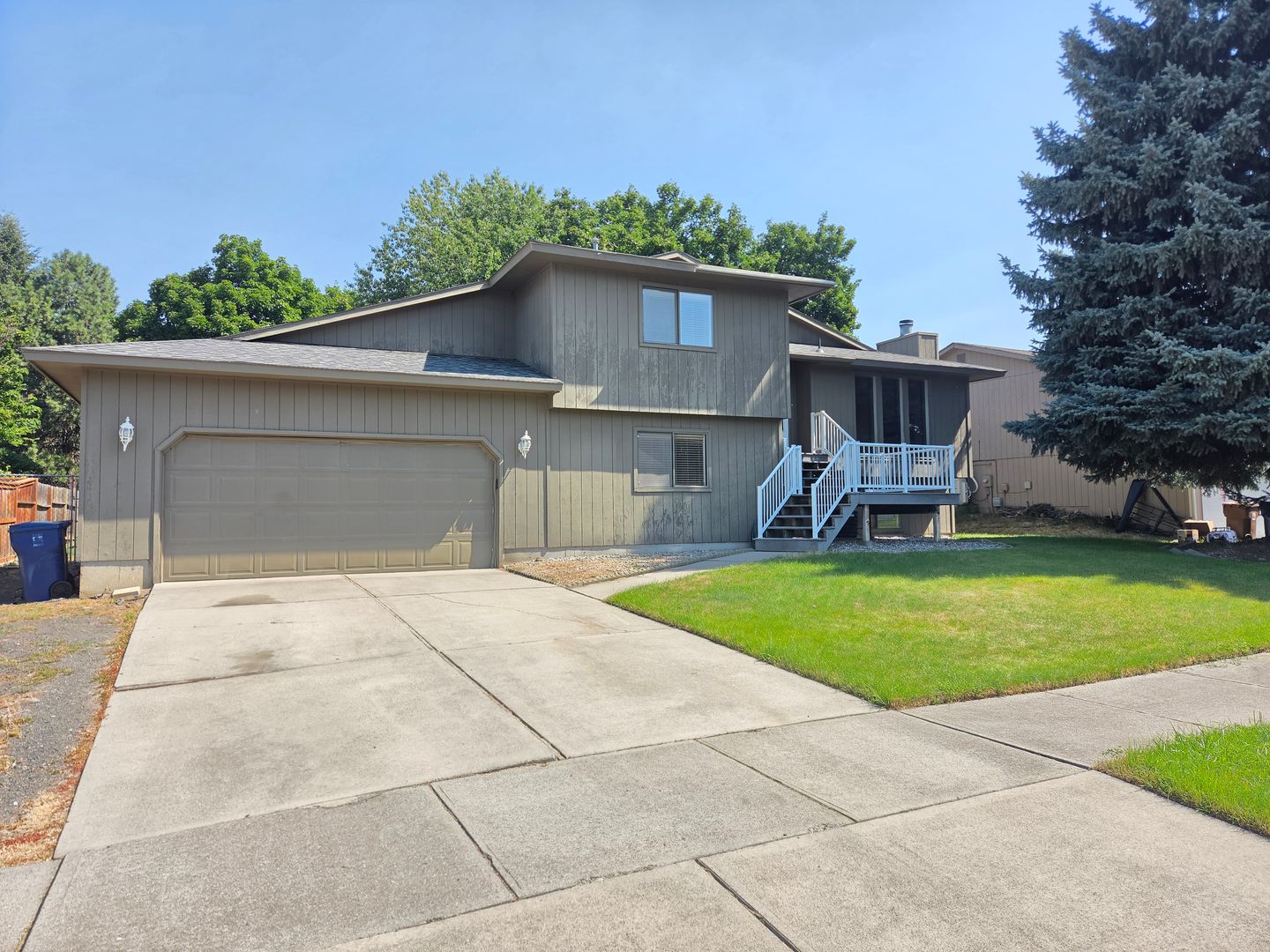 Spokane House: 4908 W Lamar Ave