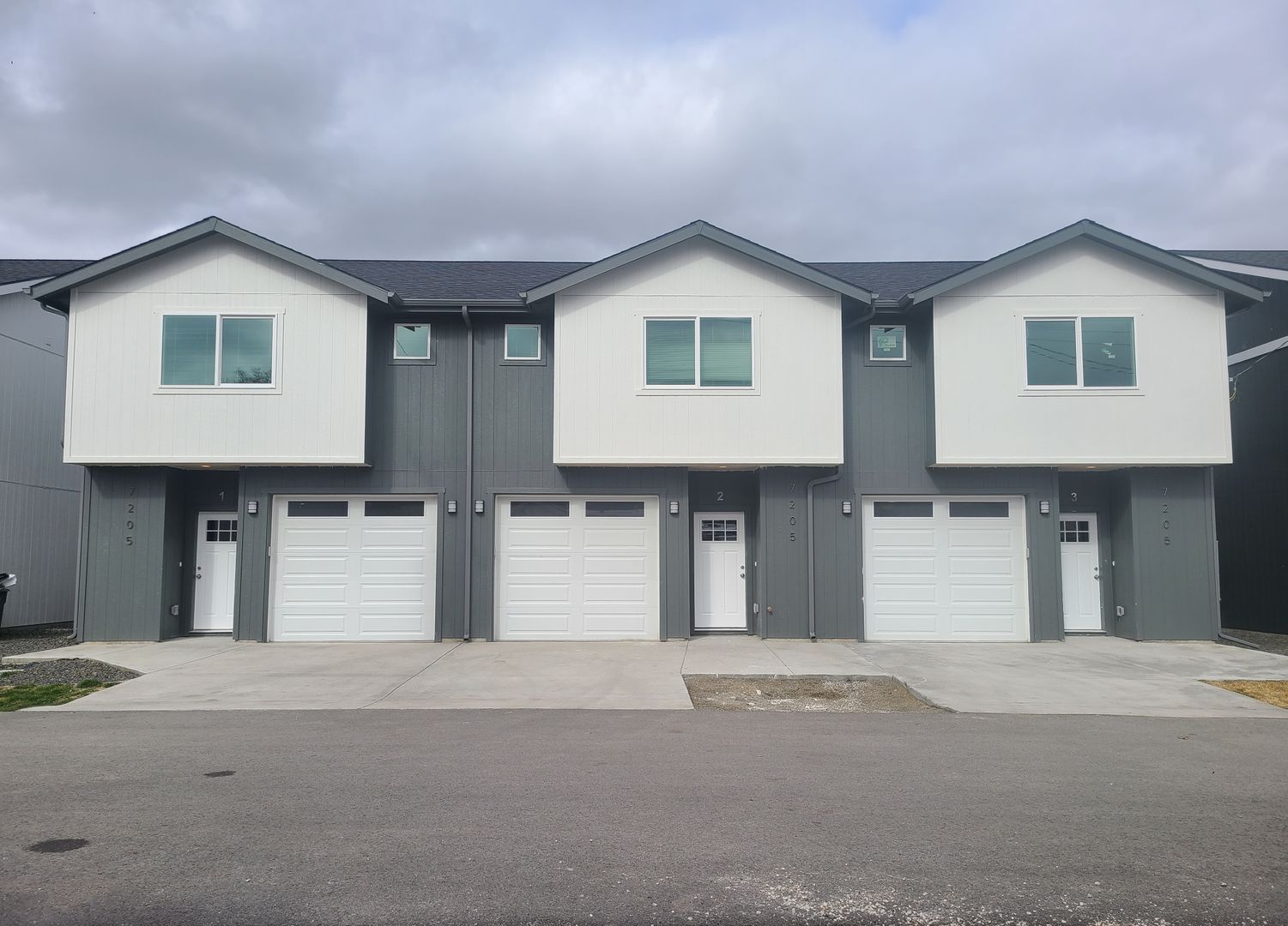 Spokane Valley Apartment: 7205 E Pacific Way
