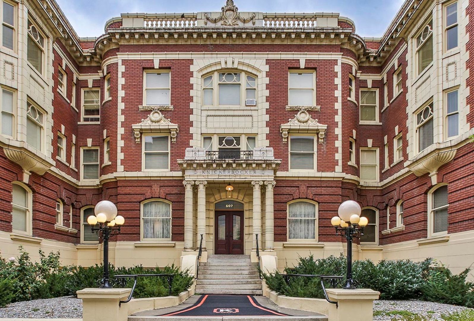 Spokane Apartment: 507 S Howard