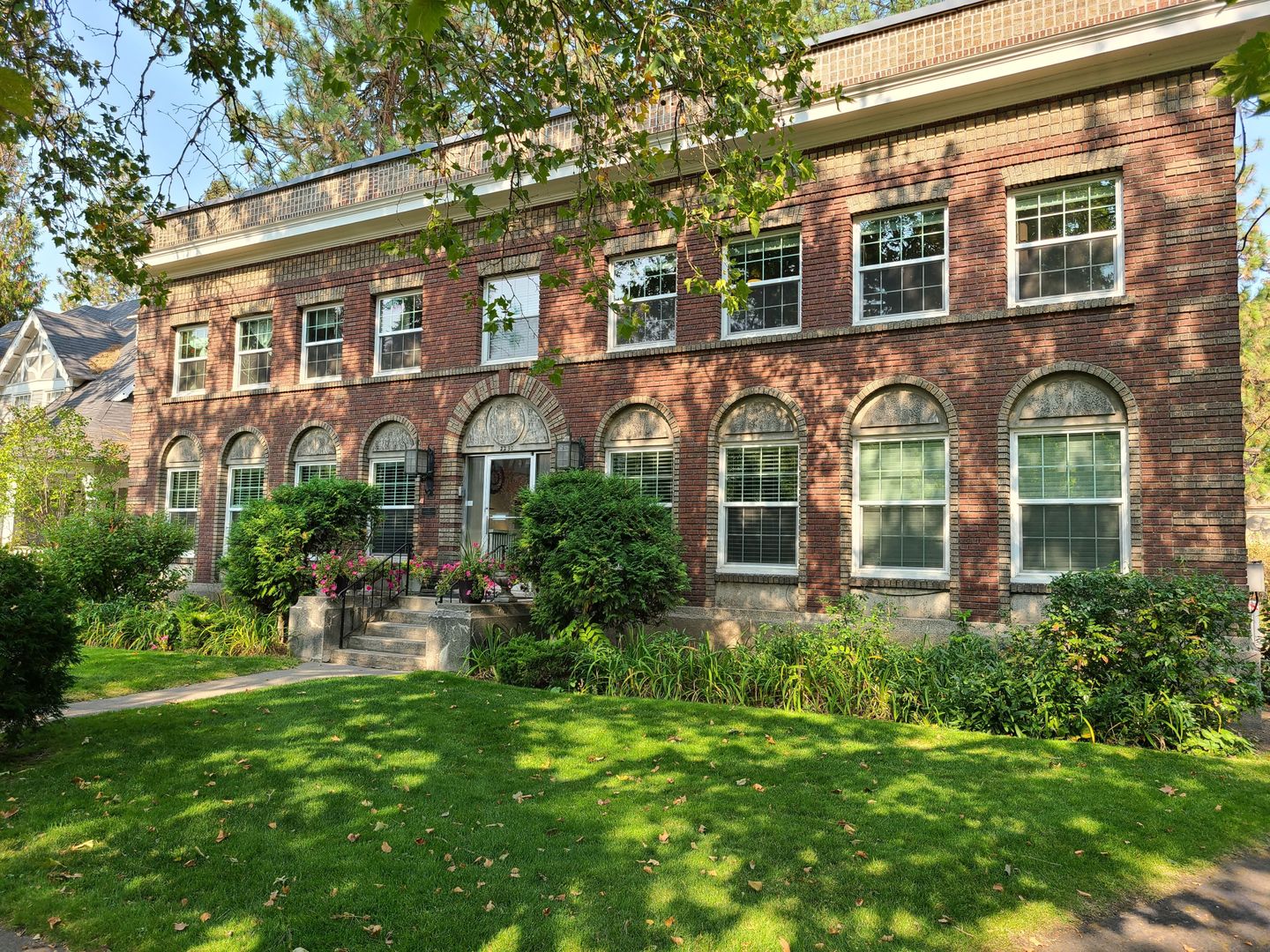 Spokane Apartment: 2230 W Pacific