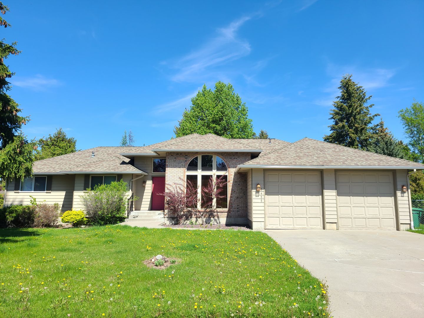 Spokane House: 3425 E 61st Ave