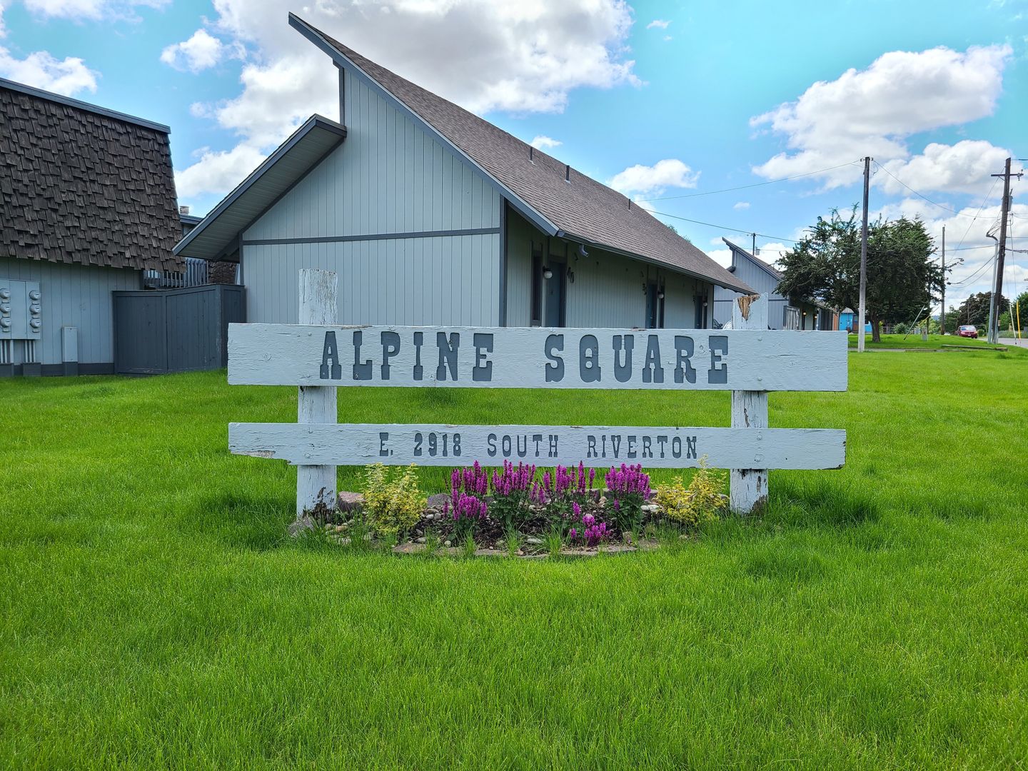 Spokane Apartment: 2918 E. South Riverton Ave
