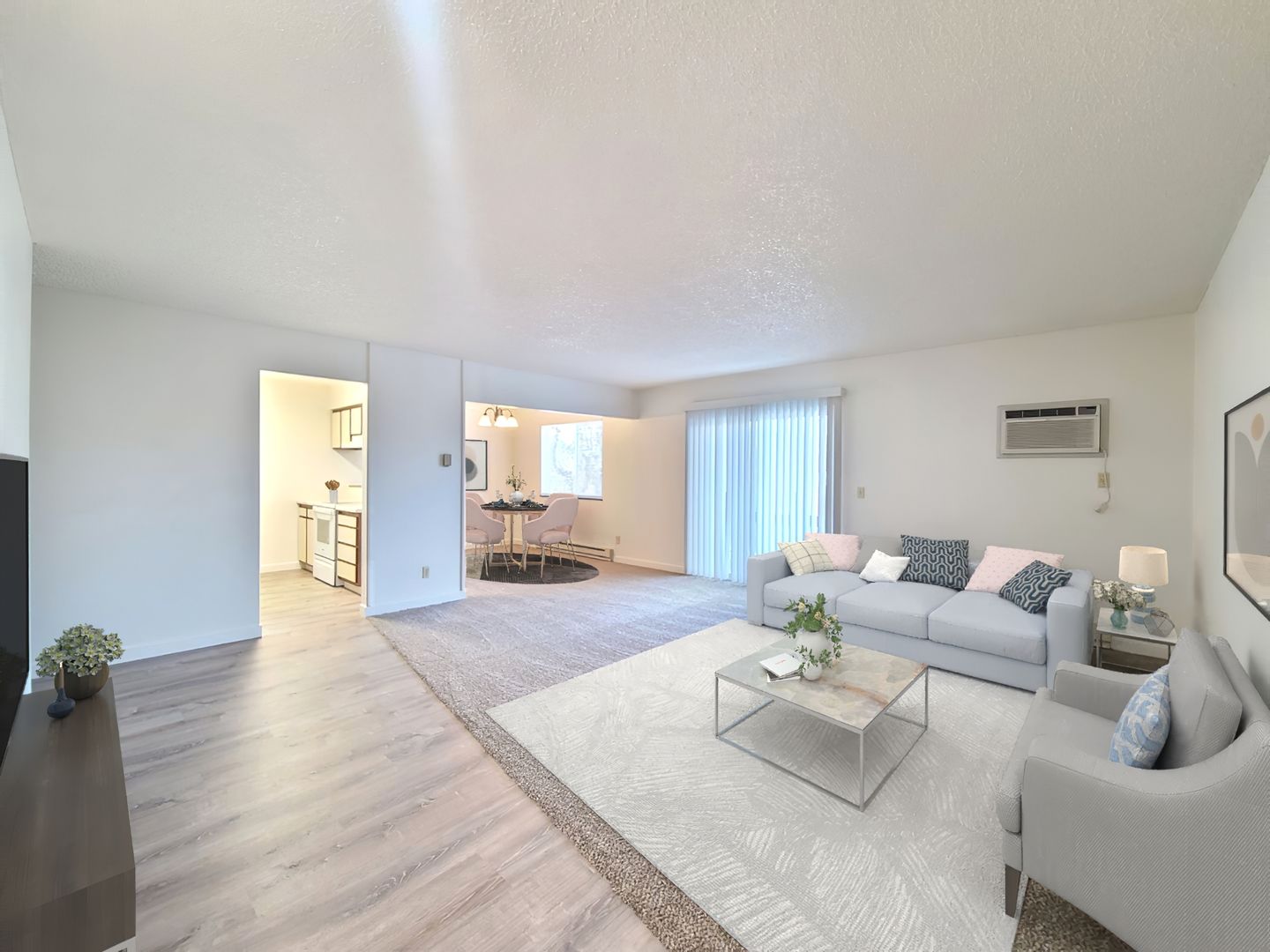 Spokane Apartment: 2735 E. Upriver Dr.