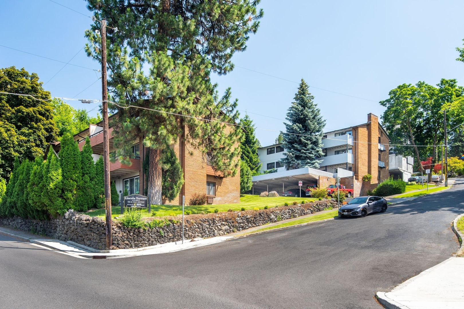 Spokane Apartment: 705 S. Lincoln