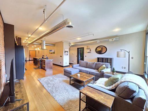 $2,795 - 1 Bd / 1 Ba Fully Furnished Condo - $500 Off 1st Month - Secure Building in Downtown Spokane - Short-term lease available – photo 1