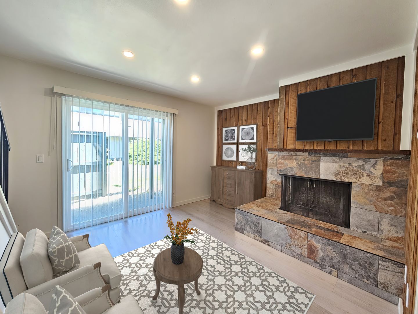 Spokane Apartment: 2918 E. South Riverton Ave