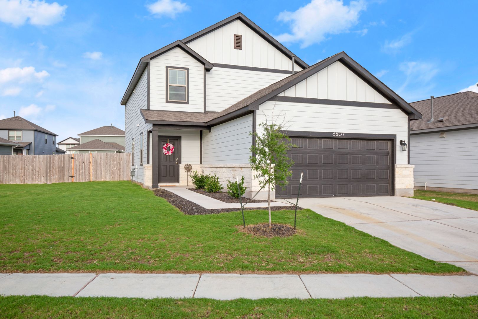 Buda House: 6807 Tiznow Lane