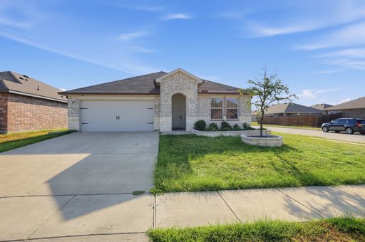 Beautiful 4-Bedroom Caddo Downs Home with Office & Community Pool – photo 1