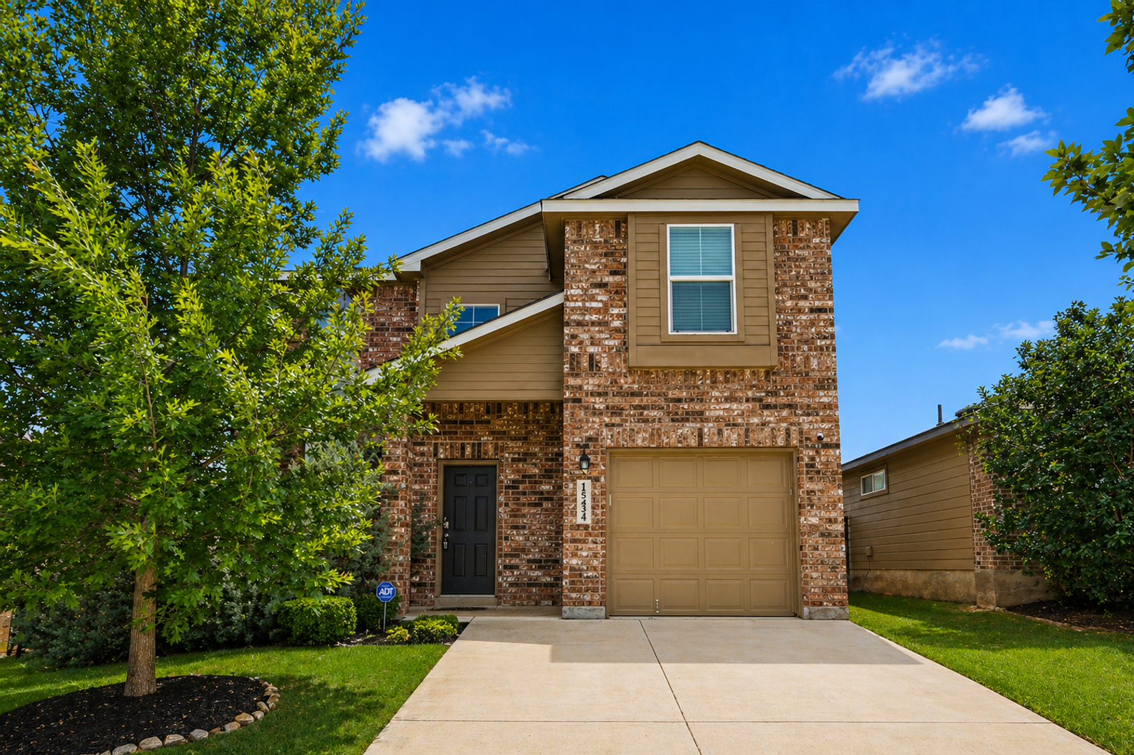 San Antonio House: 15434 Shortwing