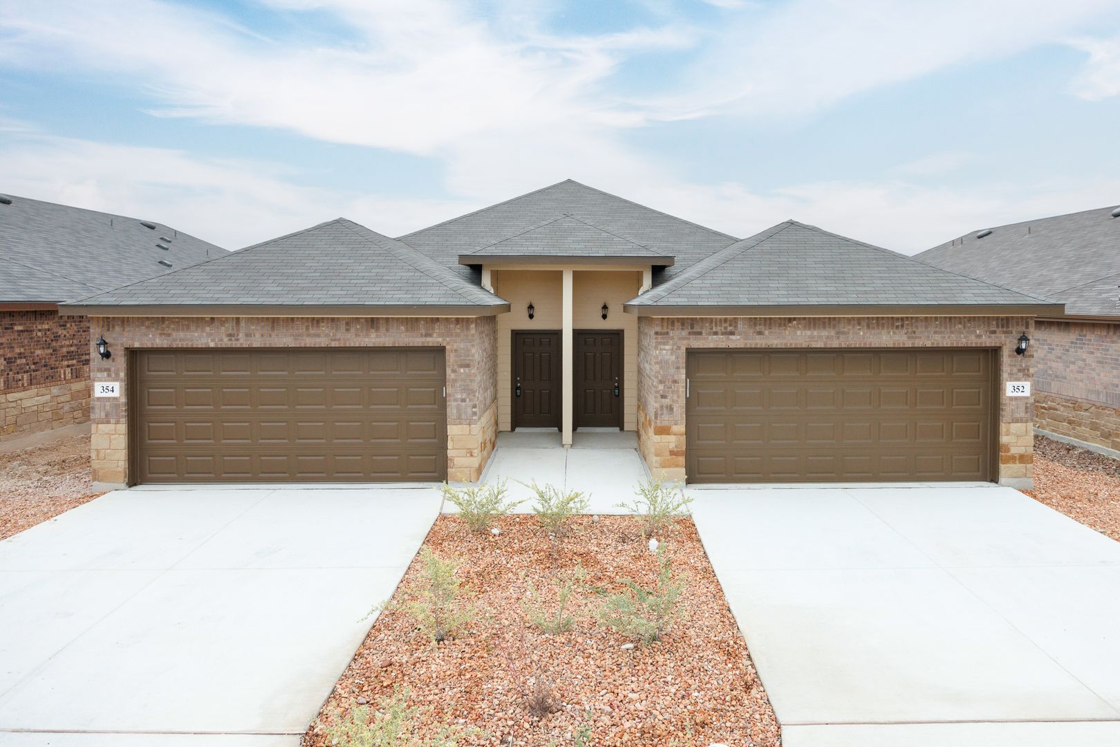 New Braunfels House: 352 Emma Dr