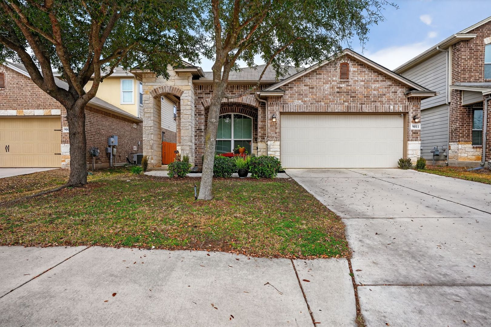 San Antonio House: 9011 Dusty Run Lane