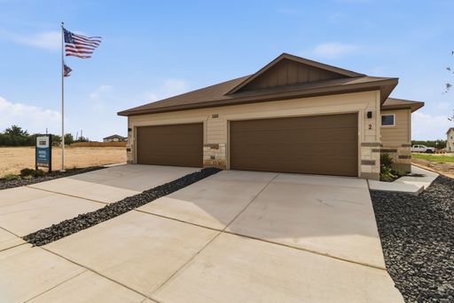 6 Weeks Free Move-In Special! Brand New 3 Bed / 2 Bath Townhome – Modern Kitchen + Private Yard – photo 1
