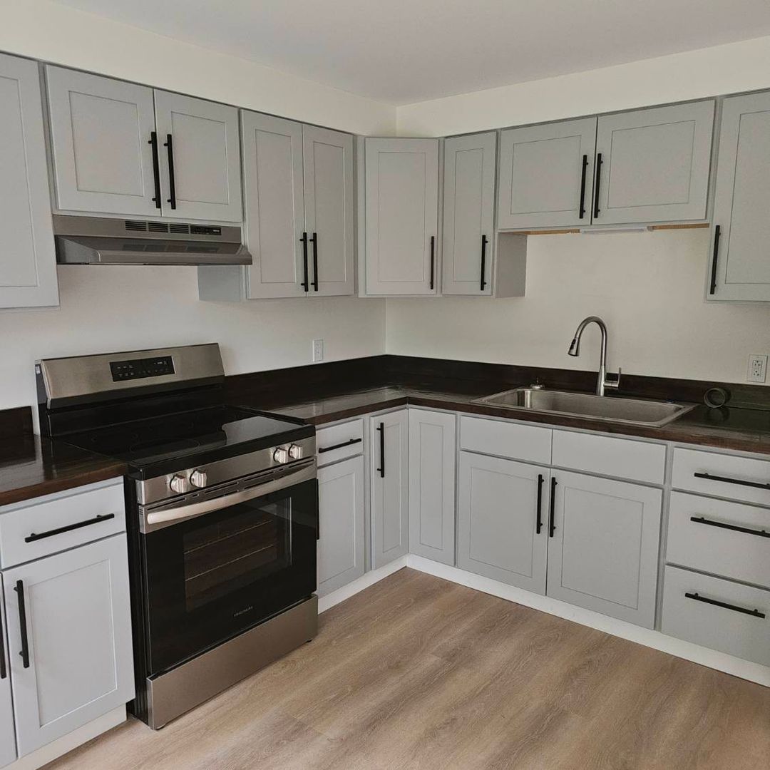 Andover Apartment: 18 Church St