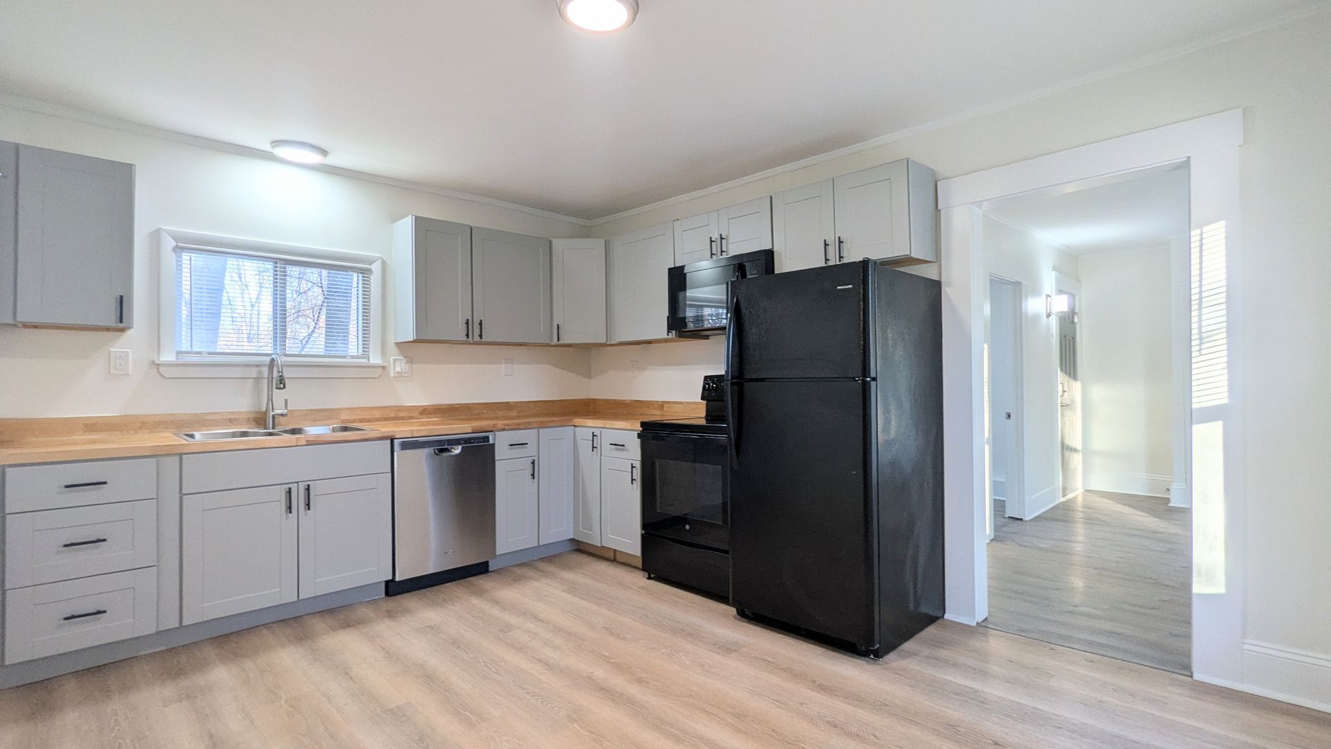 Augusta Apartment: 8 Cedar Court