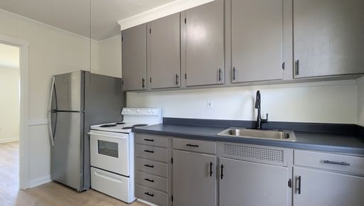 2 bedroom, 2nd Floor apartment in Augusta