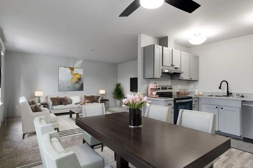 $300 off first 3 months -Private community with a newly renovated spacious 2 bedroom! – photo 1