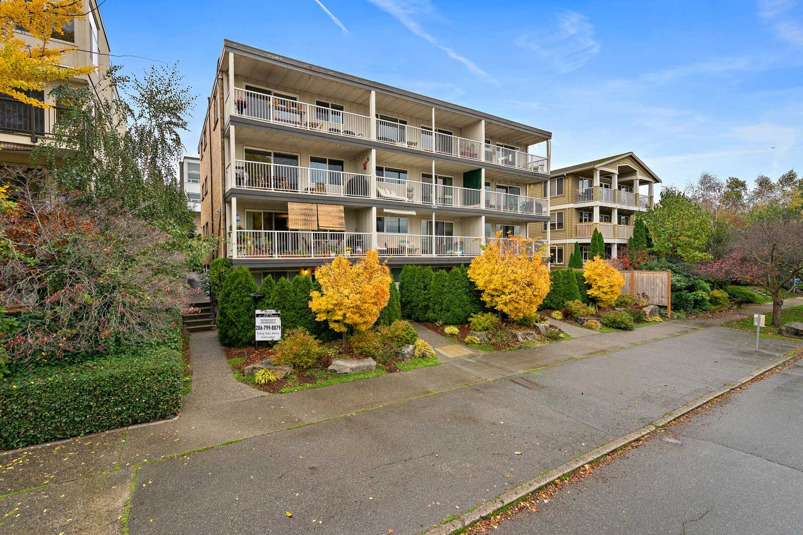 Seattle Apartment: 2020 Minor Ave E