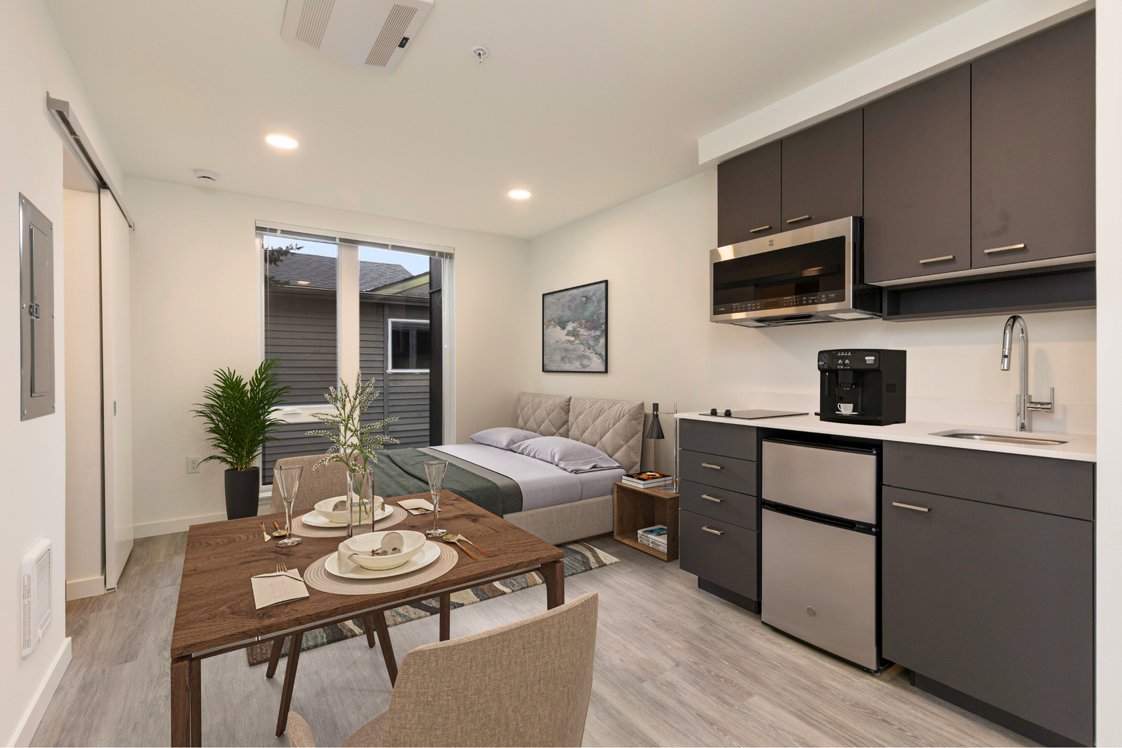 Seattle Apartment: 12328 33rd Ave NE