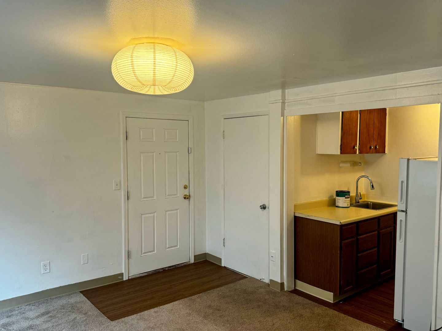 Seattle Apartment: 7216 California Avenue SW