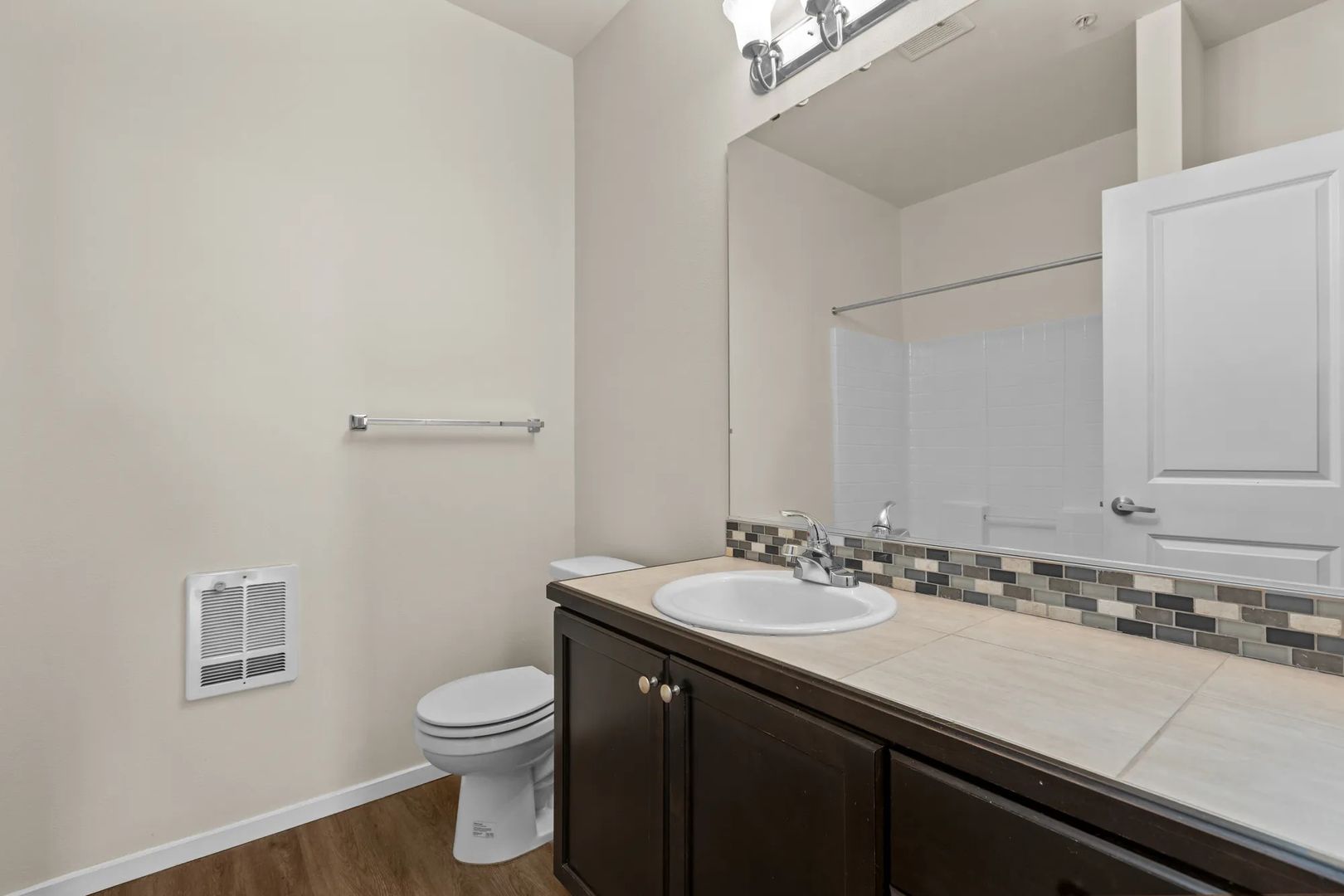 Creekside Apartments 6 of 7
