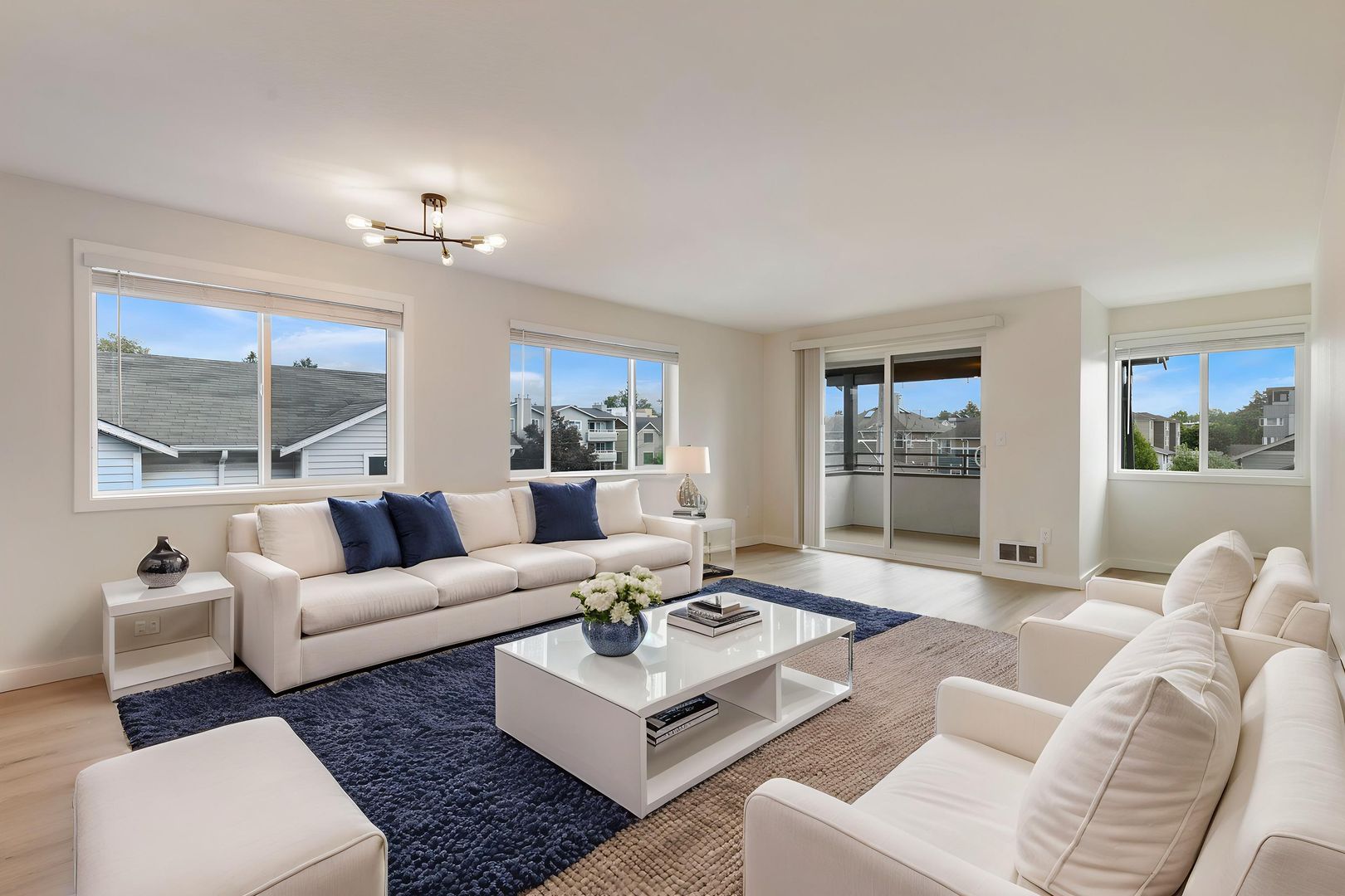 Seattle Apartment: 2600 & 2606 NW 58th St