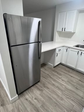 1 Month free!! plus a $250 look and lease special. Don’t miss out—schedule your tour today!