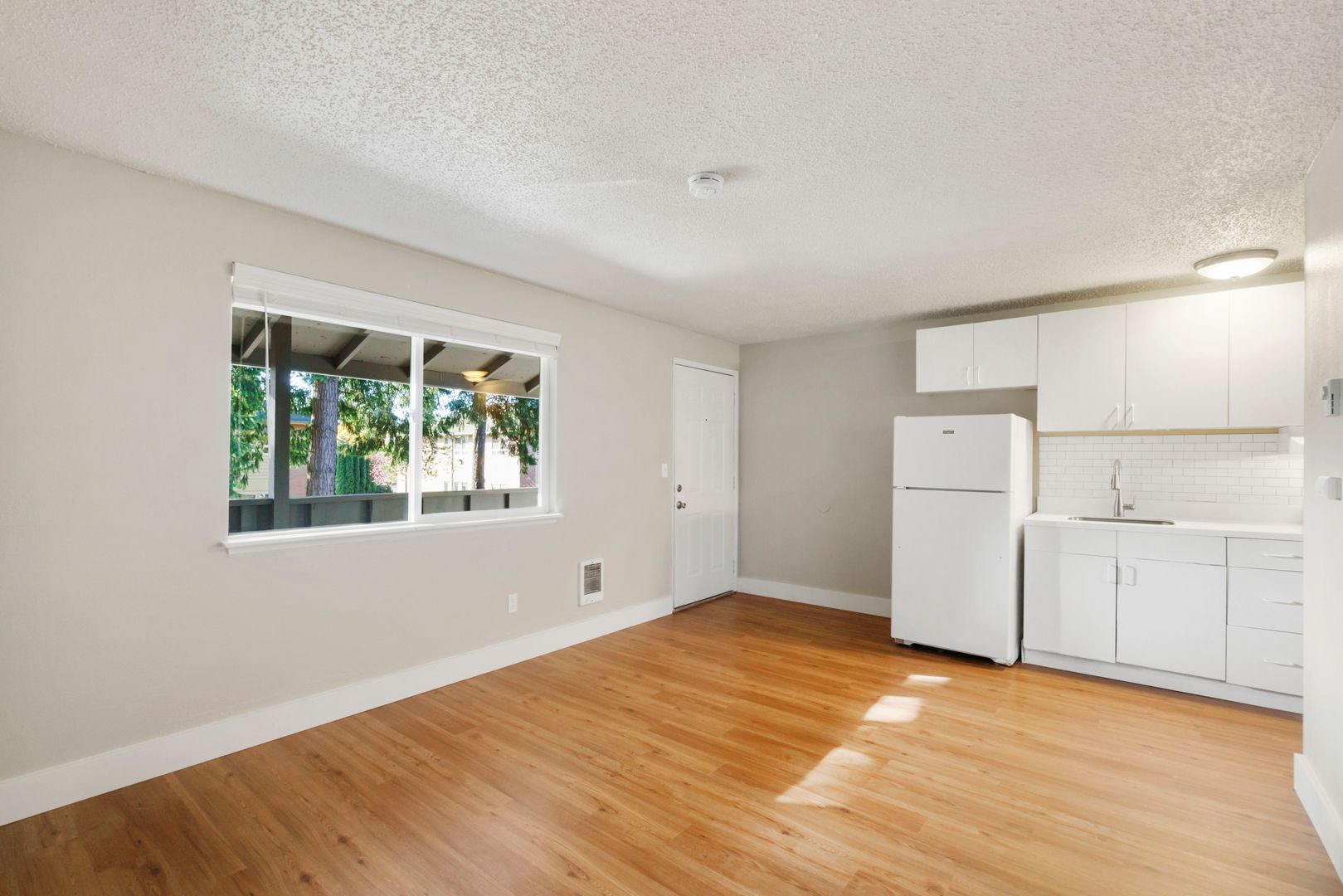 Olympia Apartment: 510 Lilly Road SE