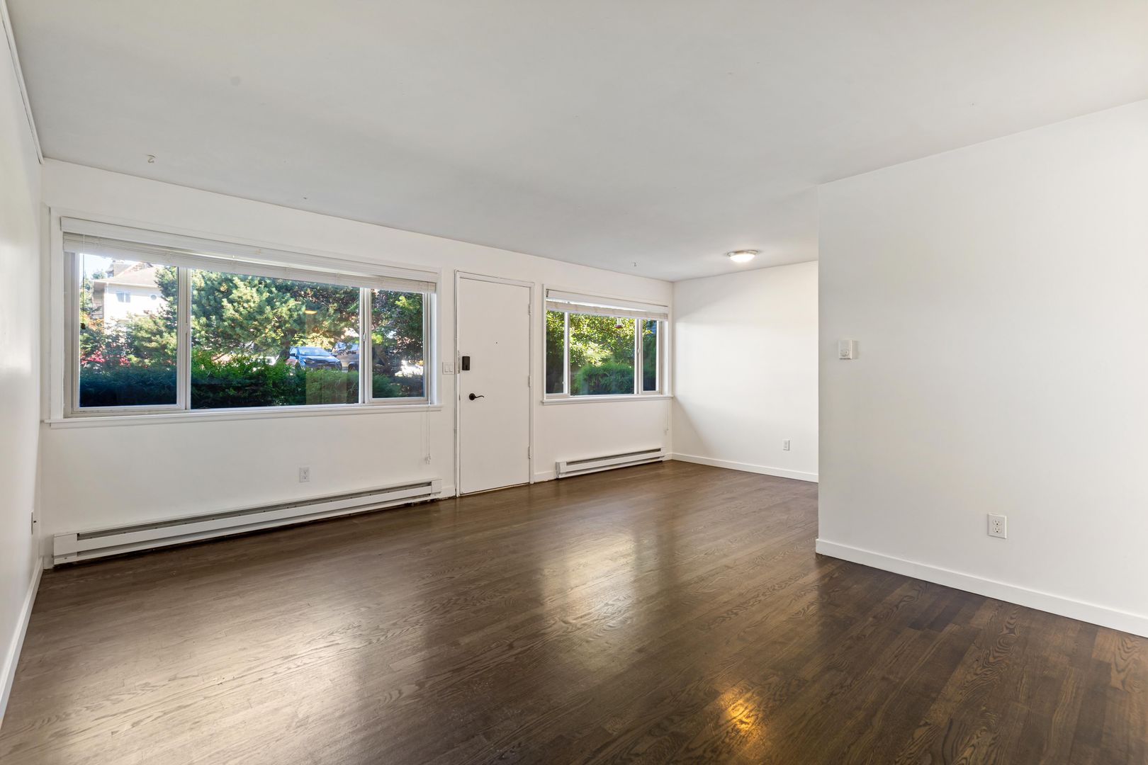 Everett Apartment: 2614 Rucker Ave.