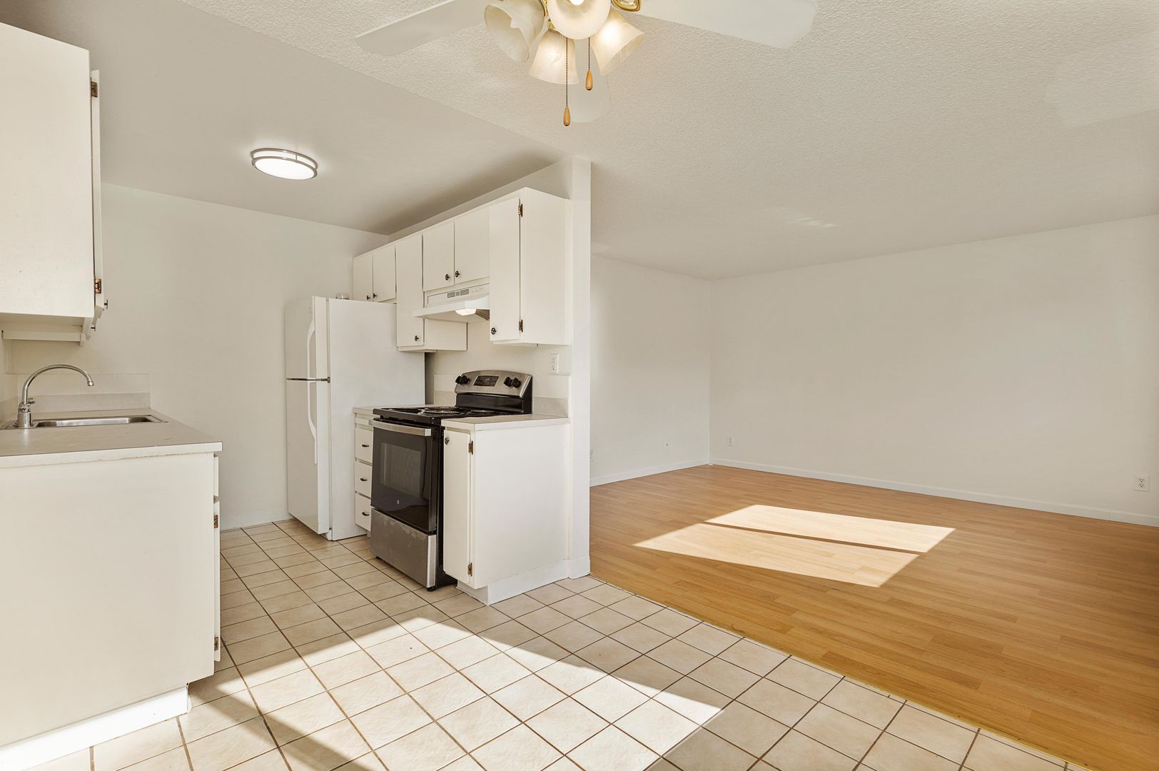 Everett Apartment: 5804 Highway Pl.