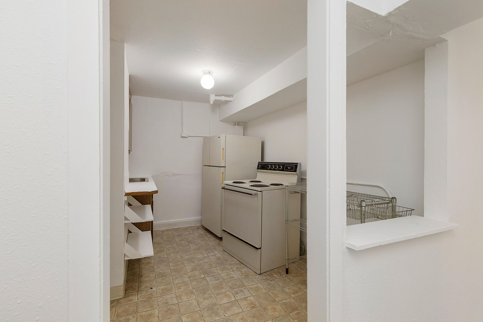 Seattle Apartment: 431 14th Ave E.