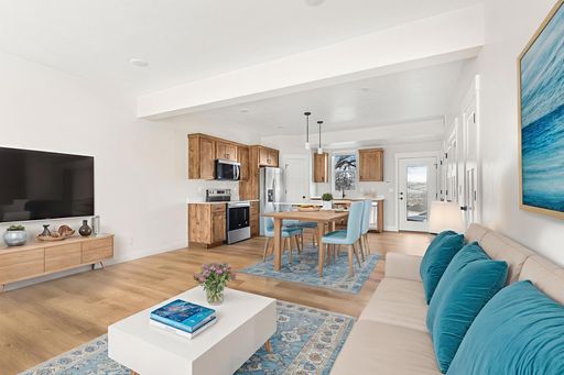 Get 2 Weeks free rent!! 1 Gig Fiber internet! Pets welcome! New Construction!! 3 Bed / 2.5 Bath Townhome on a hill! W/D Hookups; Central Heat and Air! – photo 1