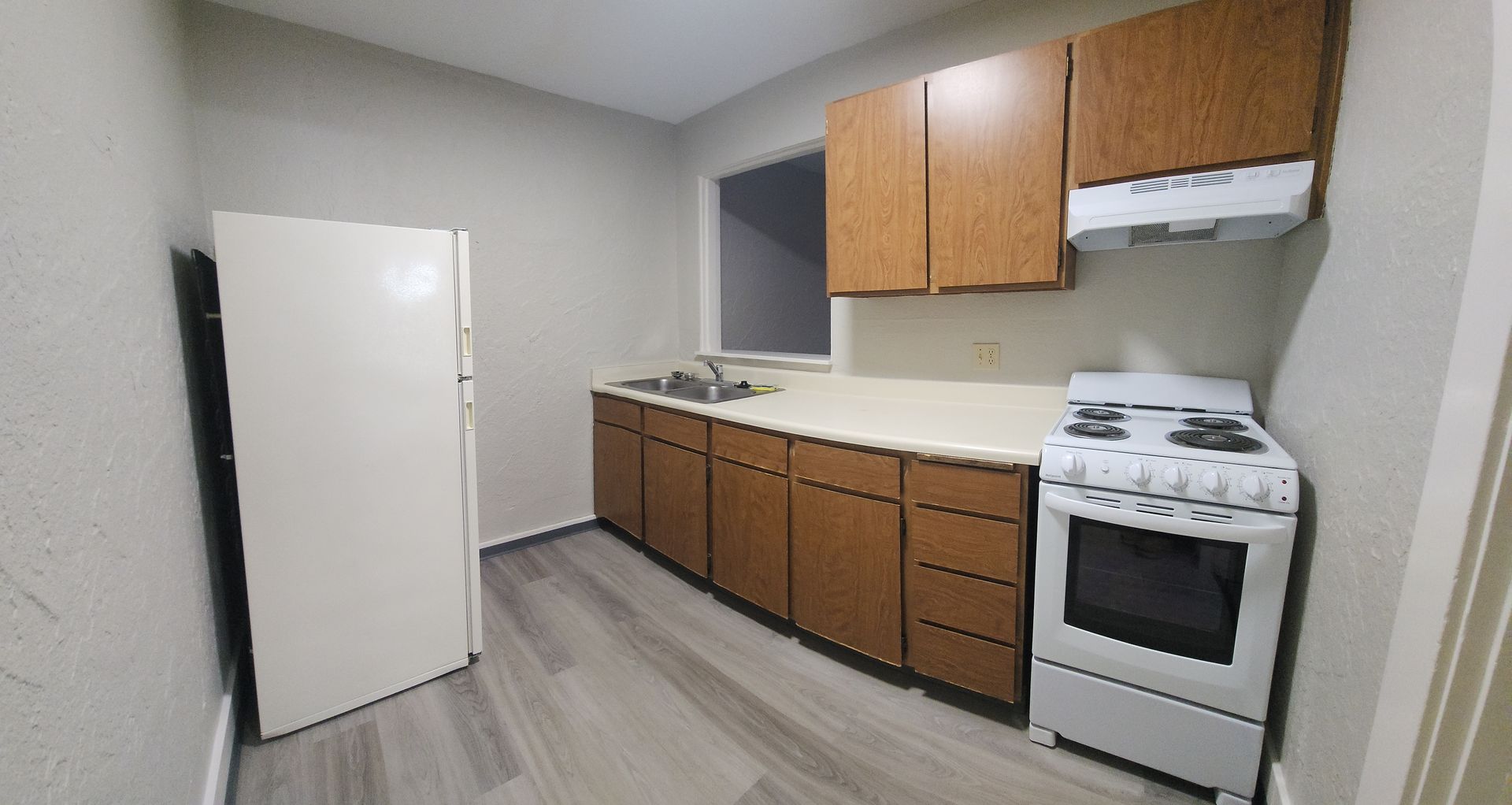 Tacoma Apartment: 414-422 Tacoma Ave S