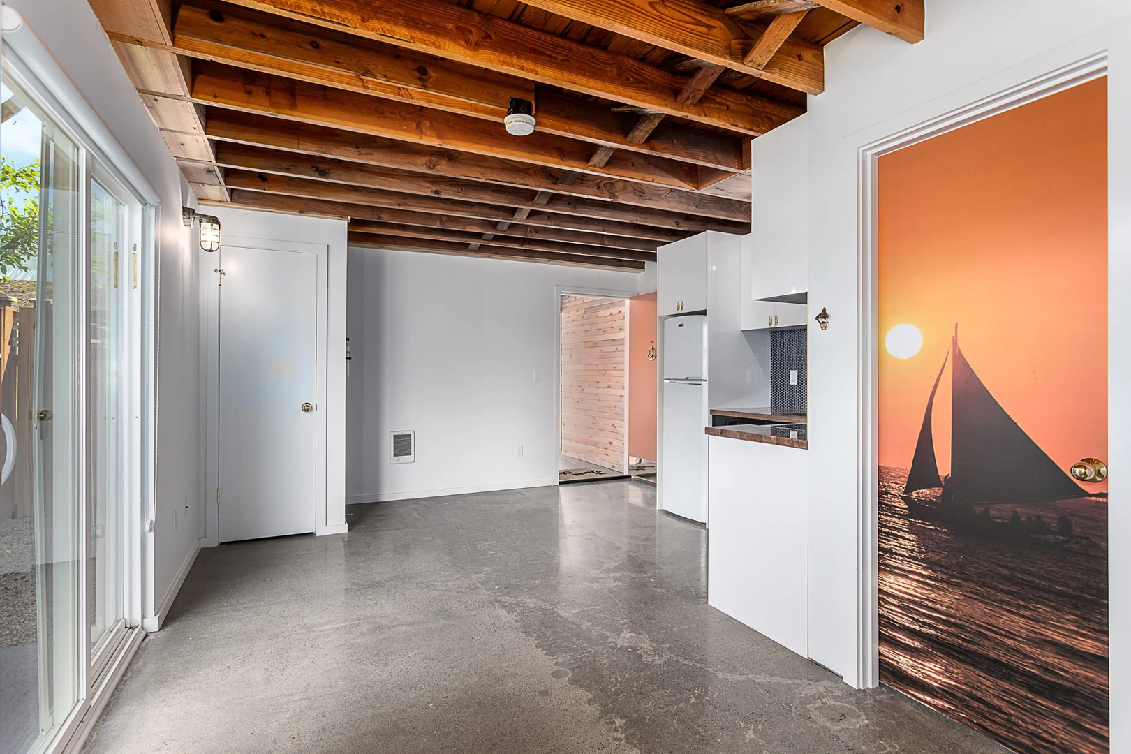 Seattle Apartment: 8602 16th Ave S