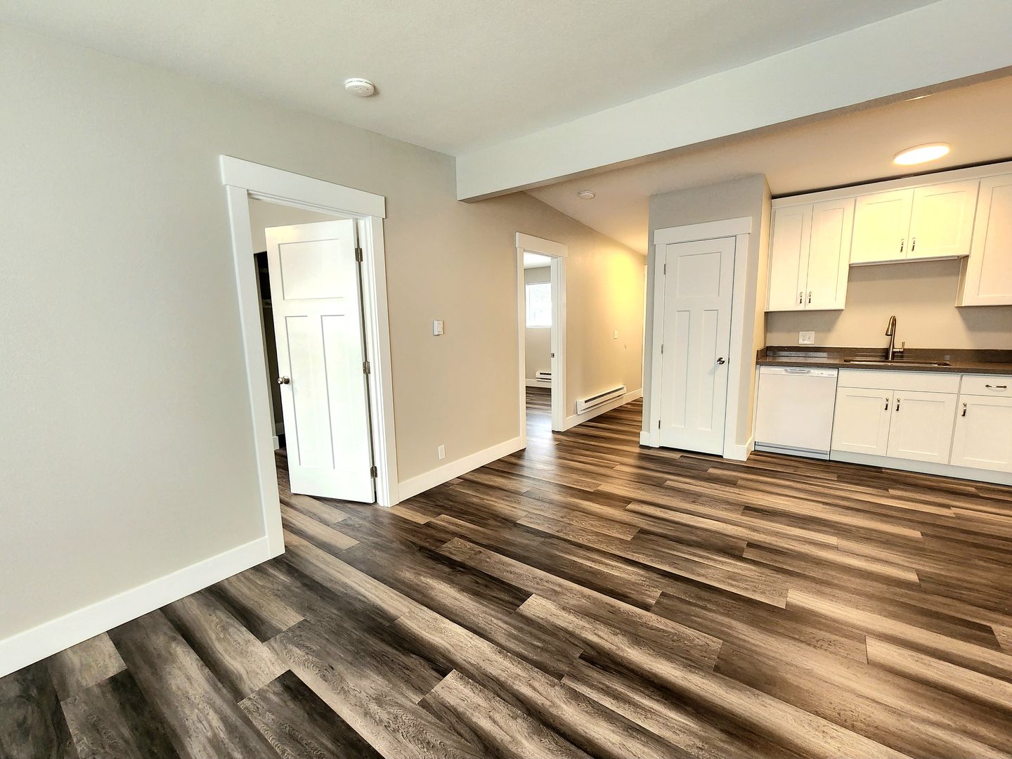 Kent Apartment: 731 5th Ave S