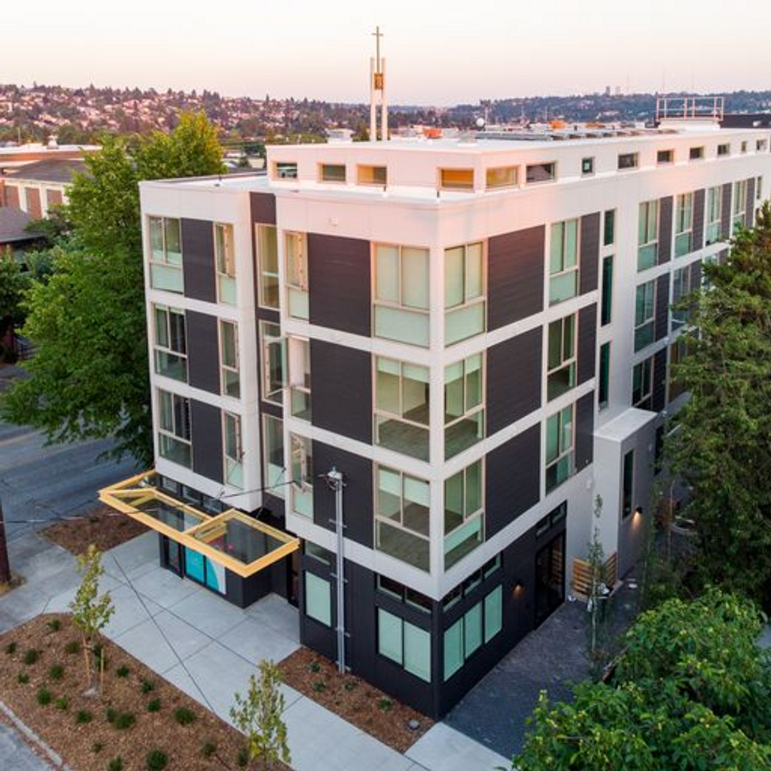 Seattle Apartment: 1503 NW 59th St