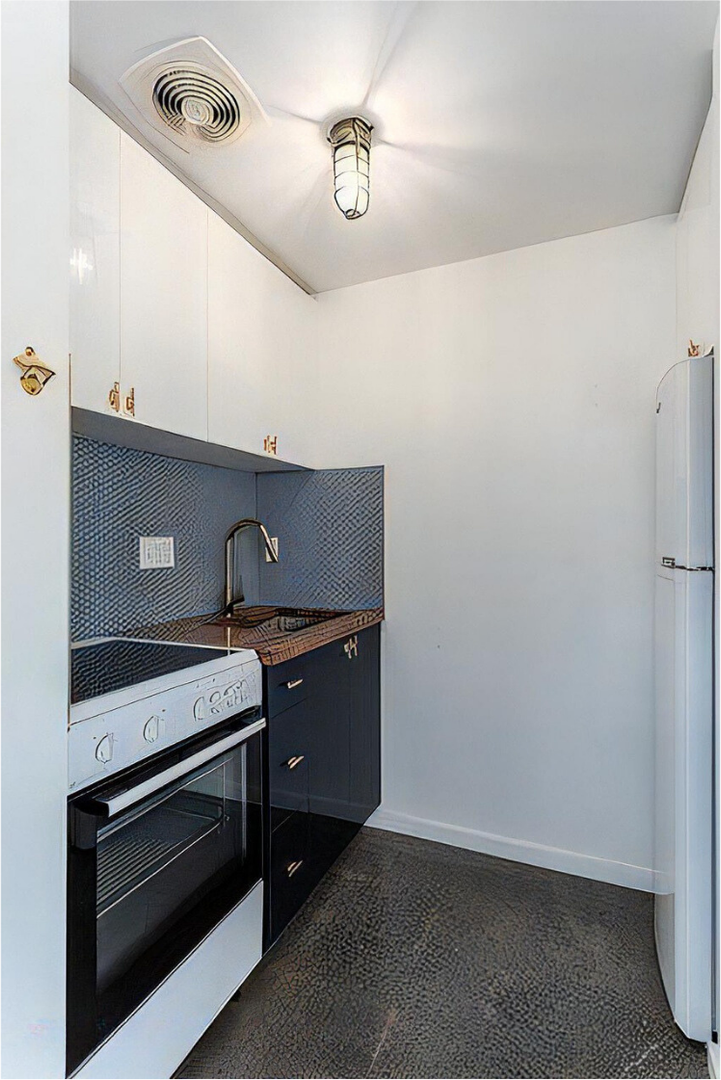 Seattle Apartment: 8602 16th Ave S