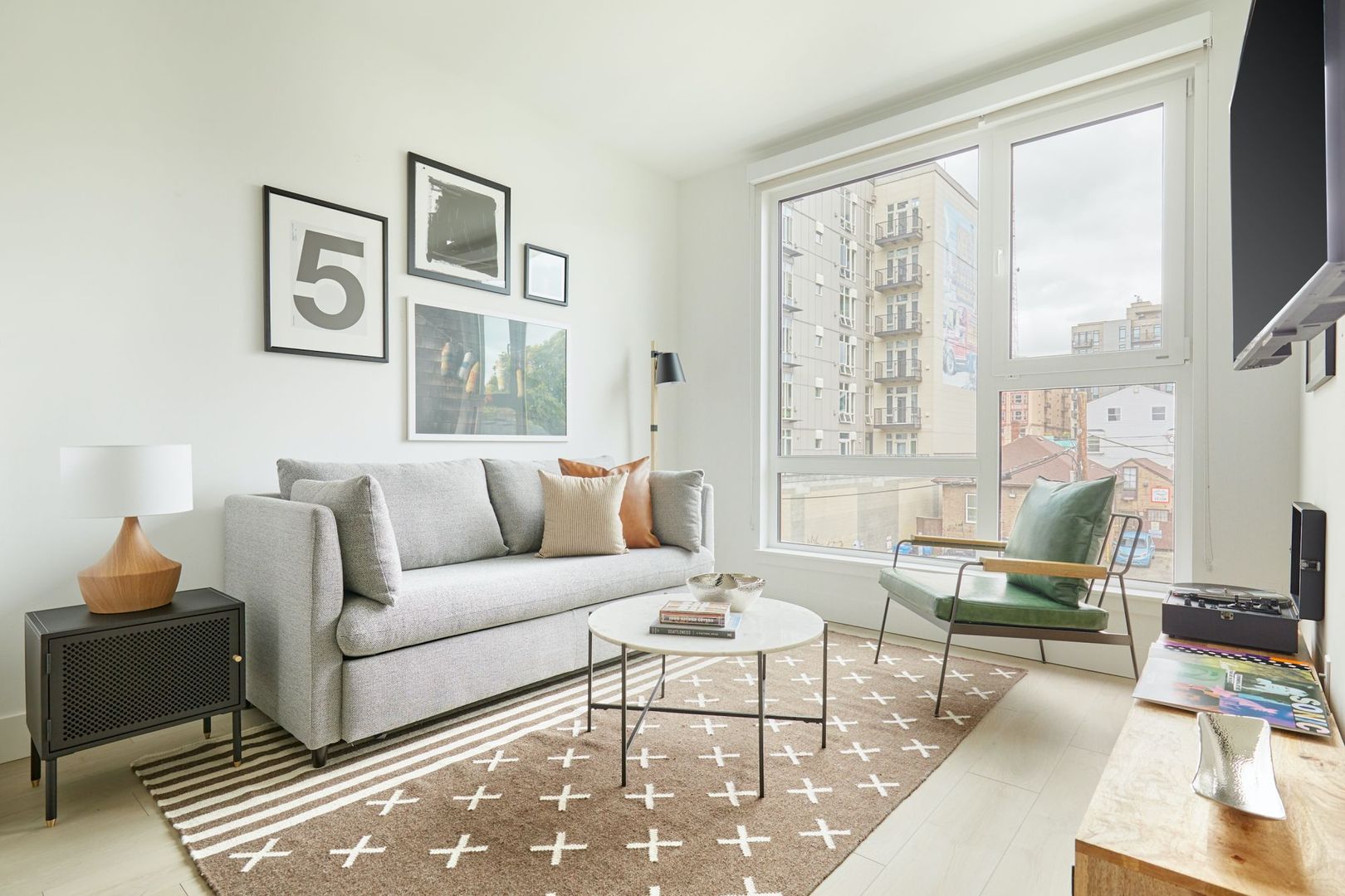 Seattle Apartment: 1300 E. Pike St.