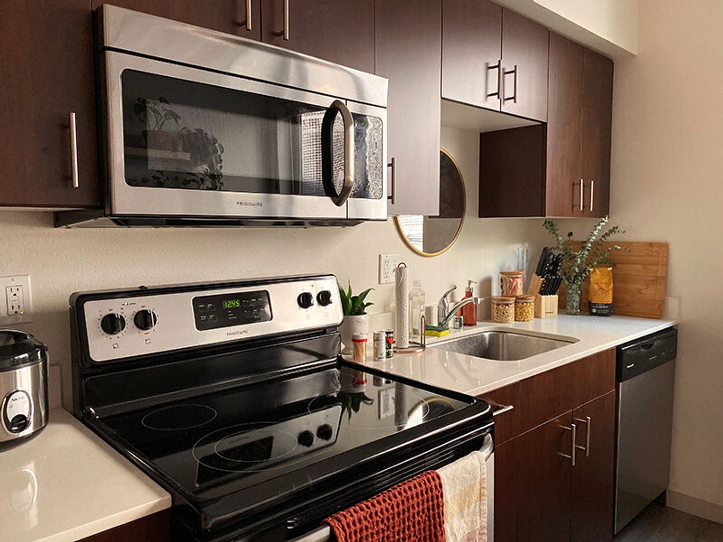 East John Apartments