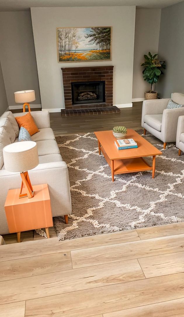 Edmonds Apartment: 21010 83rd Ave W