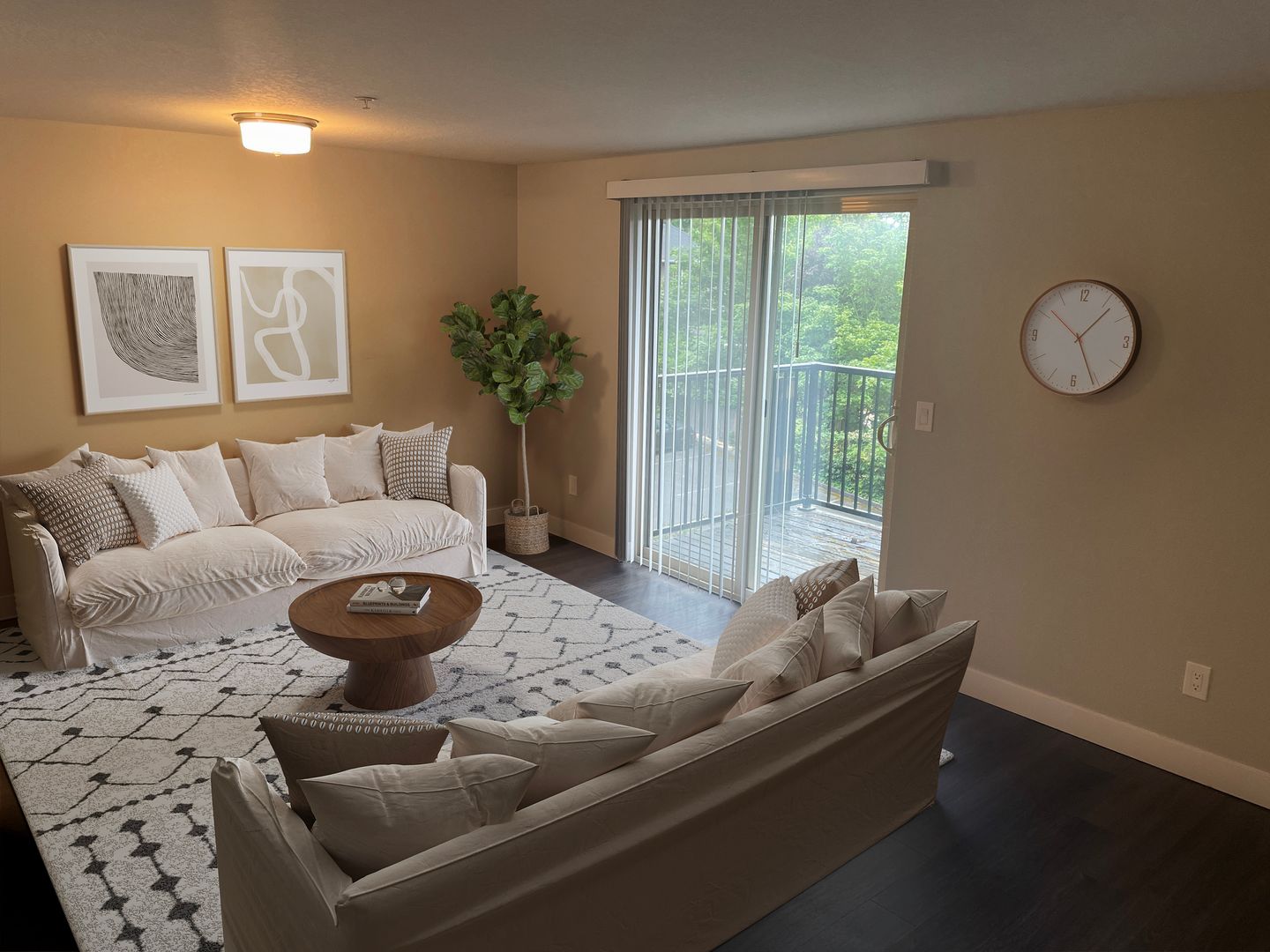 Bothell Apartment: 10735 Ross Rd