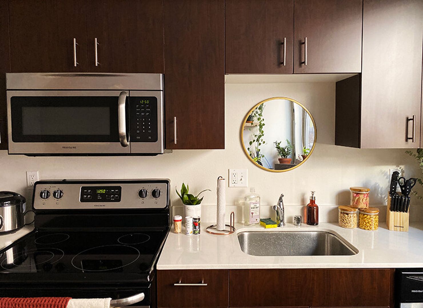 East John Apartments