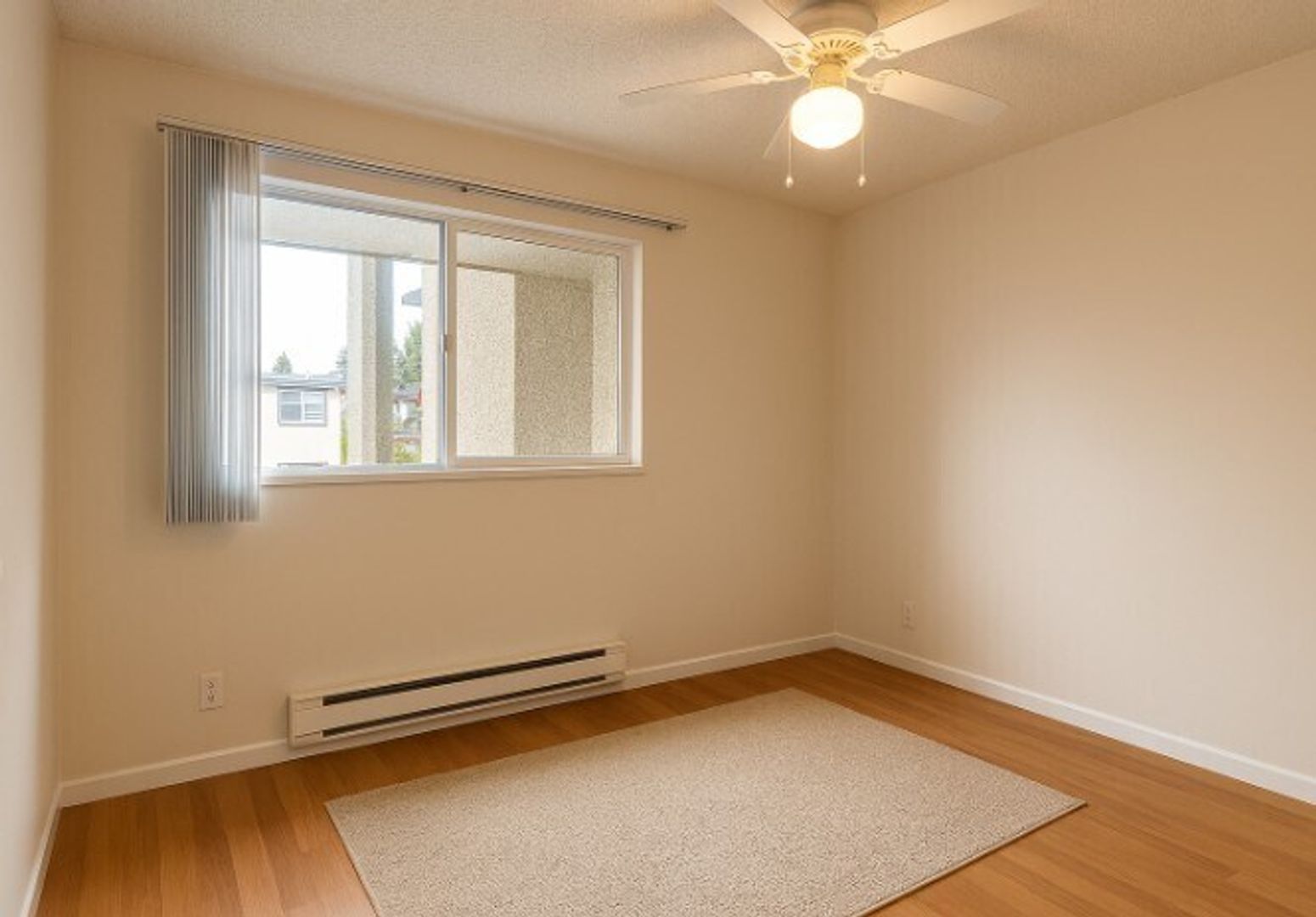 Everett Apartment: 5804 Highway Pl.