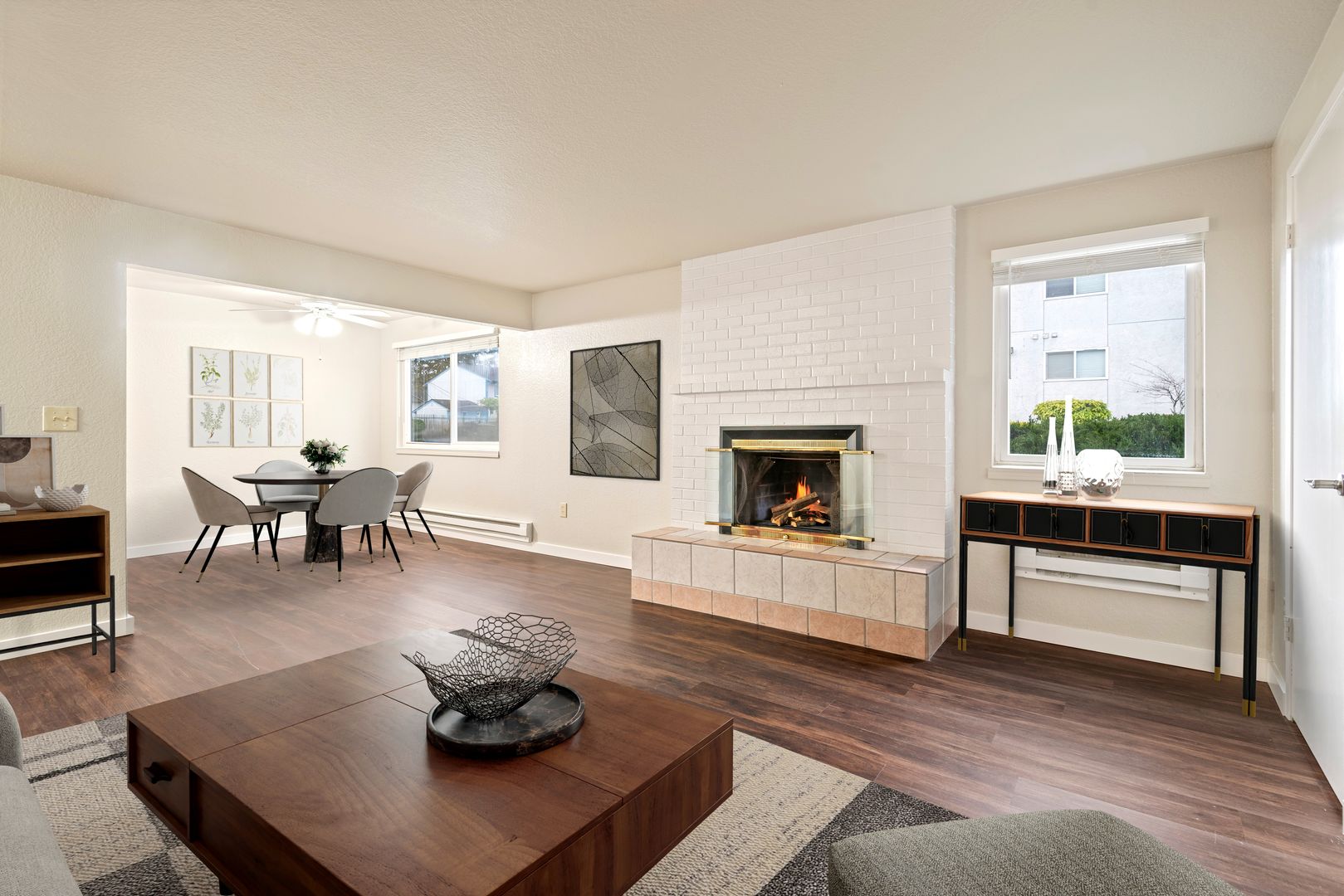 Everett Apartment: 1305 W Casino Rd.