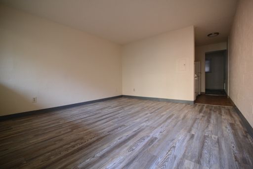 Walk Everywhere from This Charming Seattle Retreat – photo 1