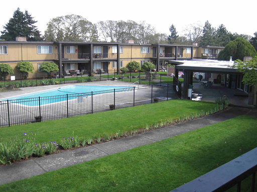 Spacious 1-Bedroom Apartment in Lakewood!