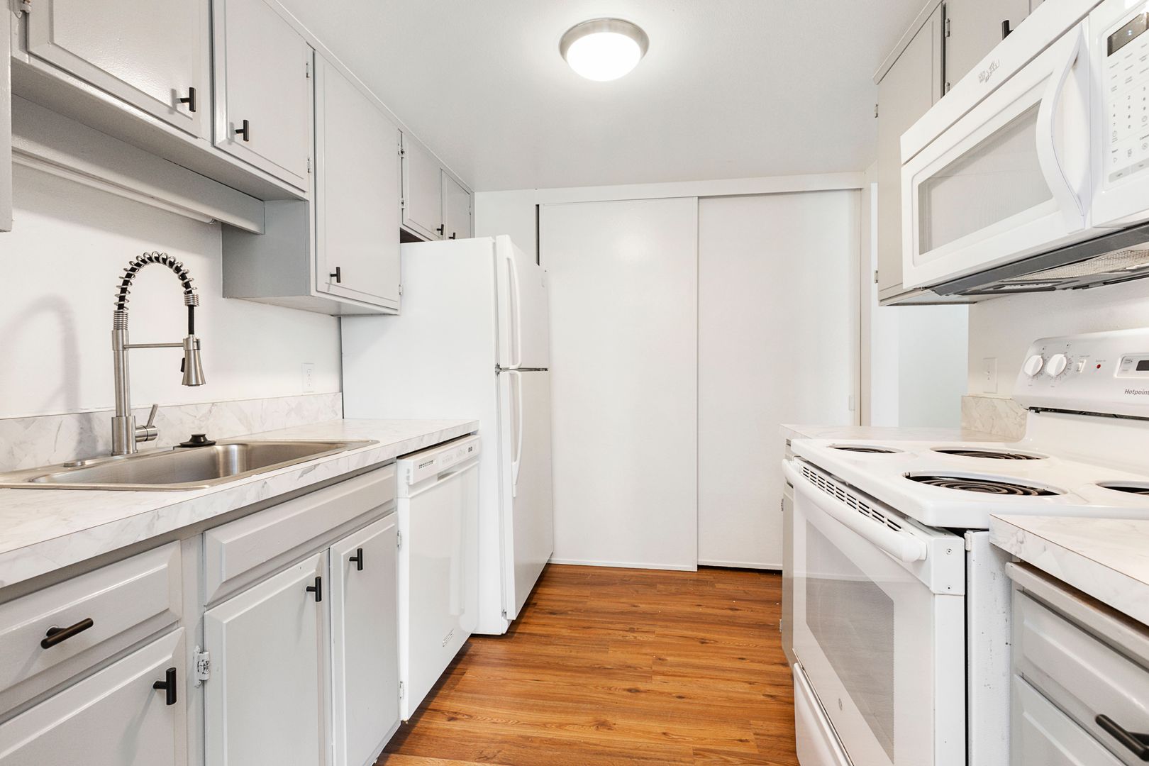 Marysville Apartment: 7234 47th Ave NE