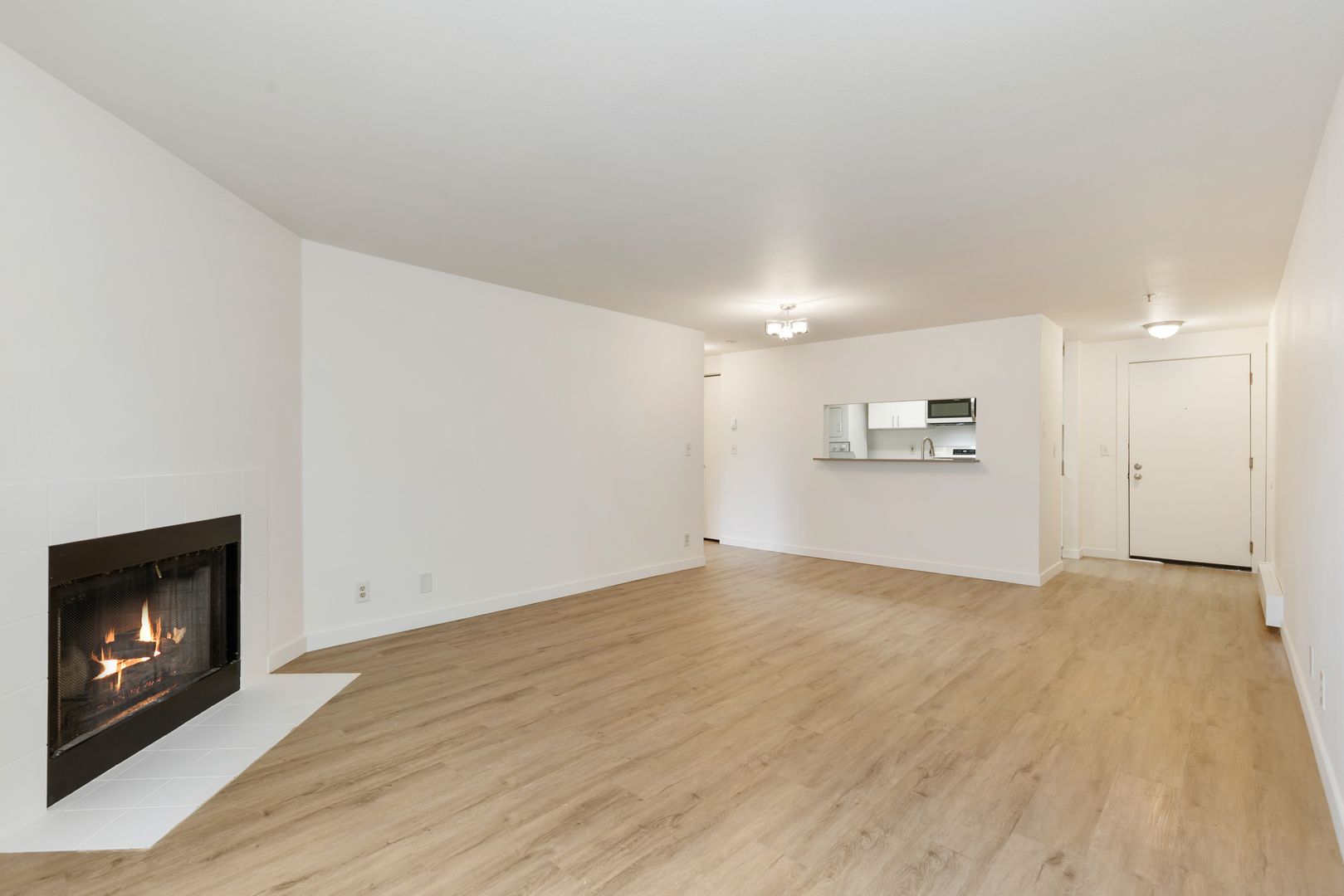 Seattle Apartment: 6900 California Ave SW